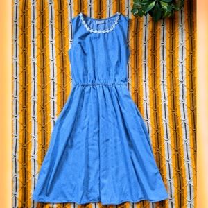 Vintage Daisy Midi Dress
